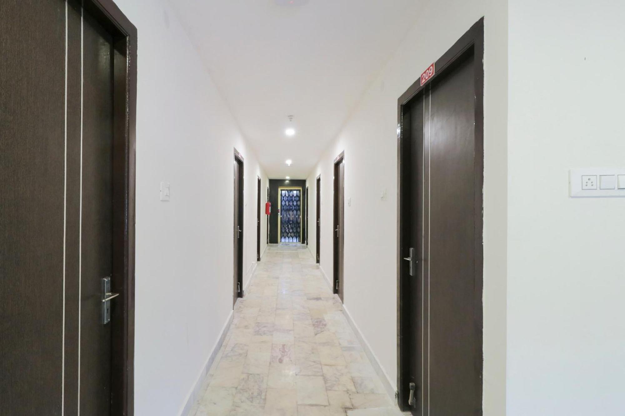 Hotel O Akshaya Elite Vijayawada Exterior photo